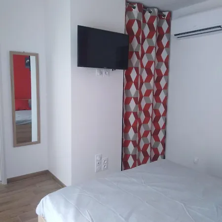 Apartment Renaissance 1 Logement1 *